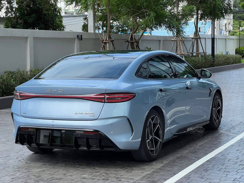 BYD SEAL 335 электромобиль — 4