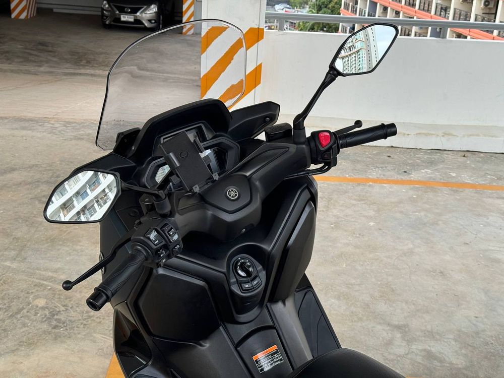 Yamaha Xmax 300 — 3