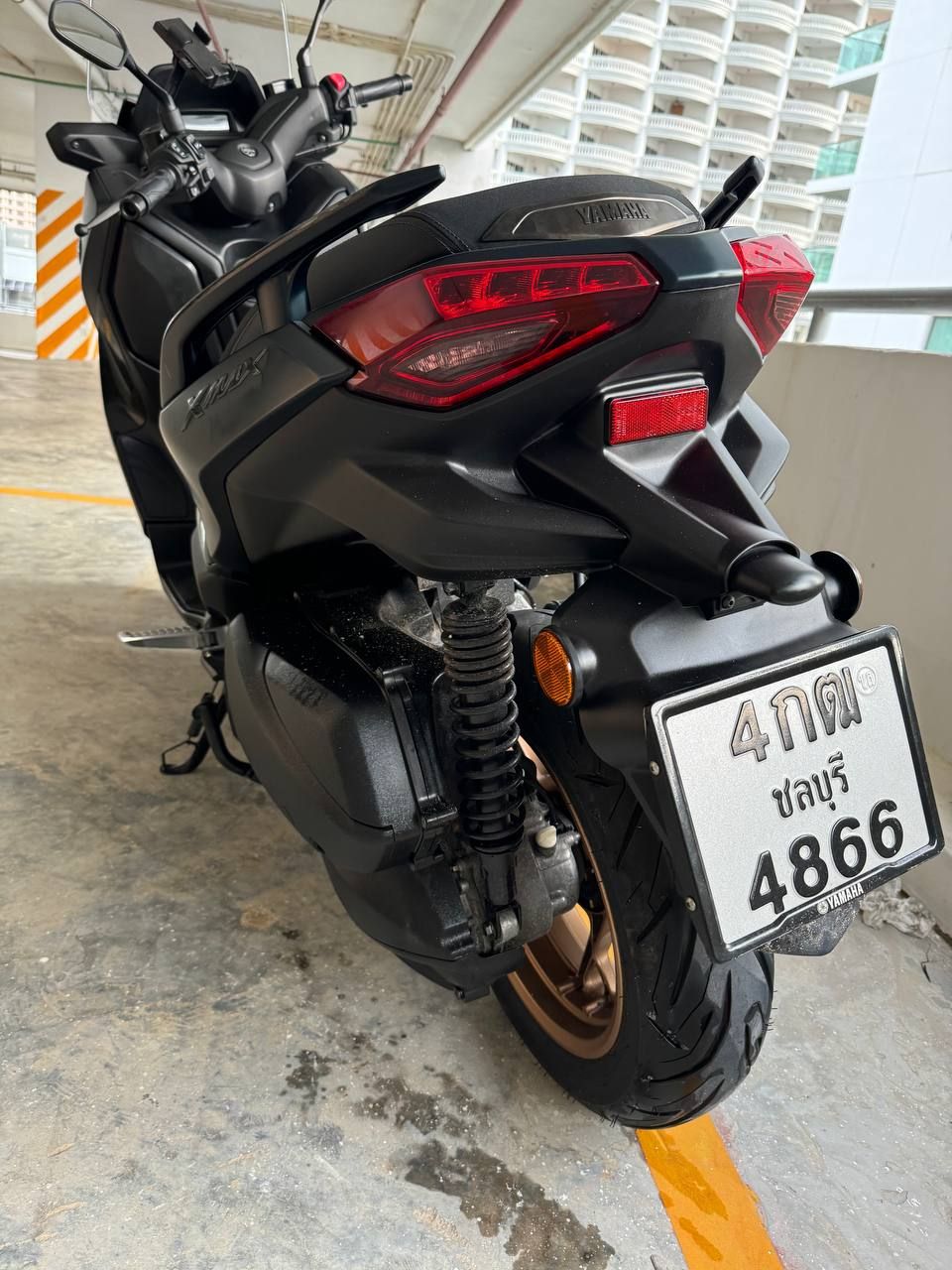 Yamaha Xmax 300 — 7