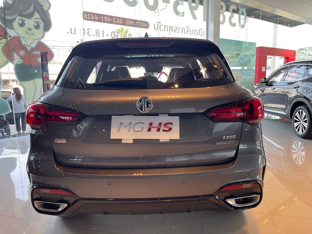 MG HS 2023 — 7