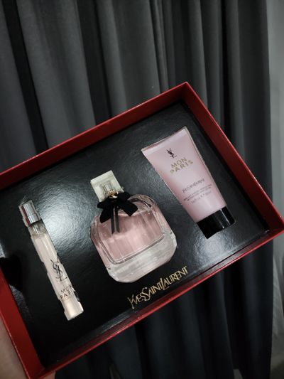 Yves Saint Laurent Mon Paris подарочный набор