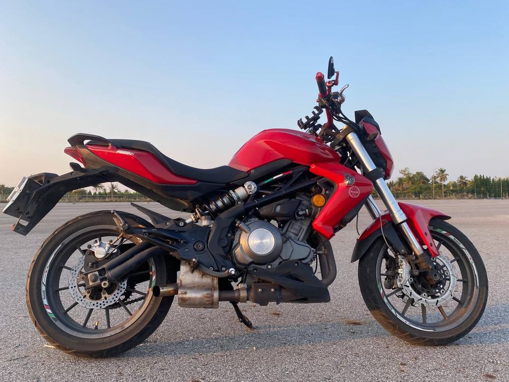 Мотоцикл Benelli 300cc — 1