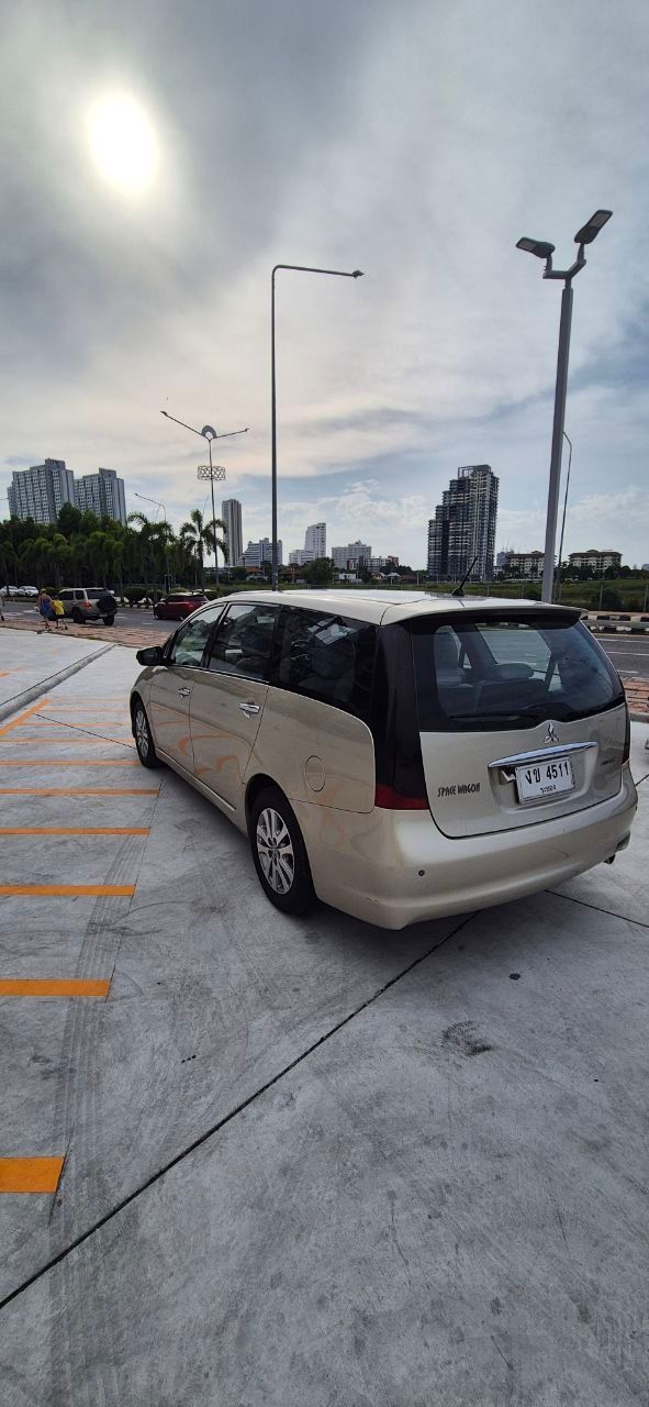 Mitsubishi Space Wagon 2009 г.в., 97000 км, 7 мест — 4