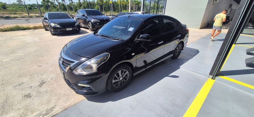 Nissan Almera Sport tech — 1