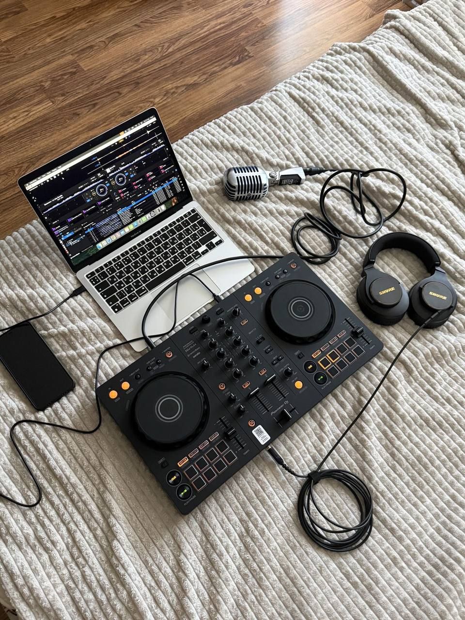 DJ-контроллер Pioneer DDJ-FLX4 + наушники Sennheiser HD 25 — 4