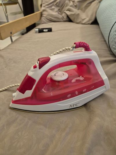 Утюг AFC 1200W