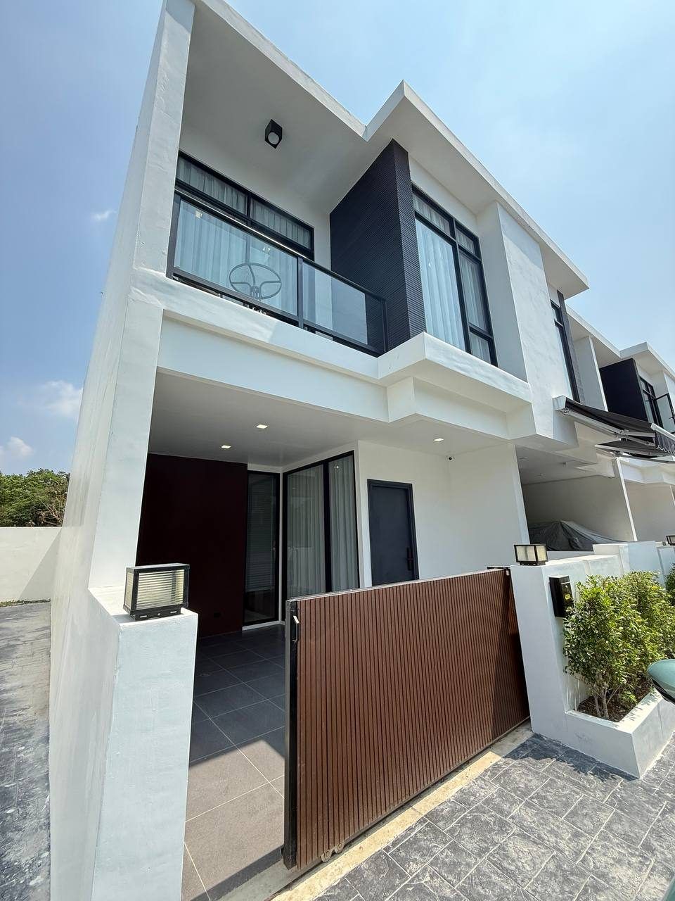 Luxury townhouse for rent in Villa La Richie — 1