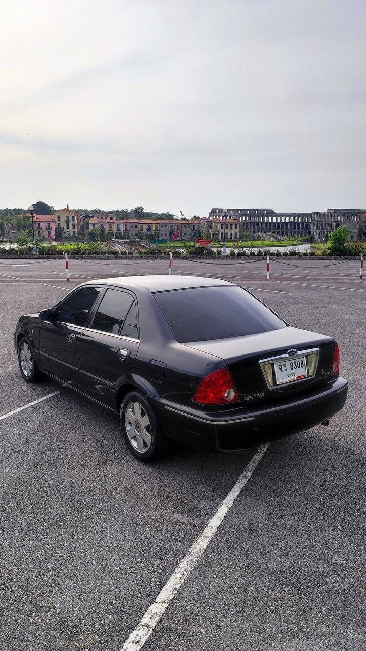 Ford Laser Tierra 2003 автомат — 3