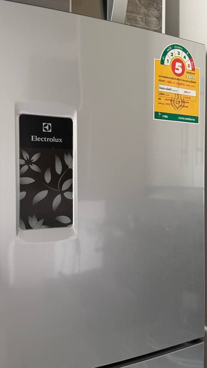 Двухдверный холодильник Electrolux 347л — 4