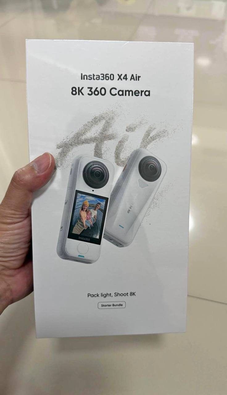Insta 360 x4 air starter bundle — 1