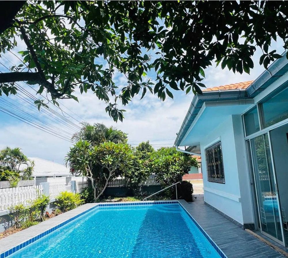 Дом с бассейном в Pattaya Tropical Village — 1