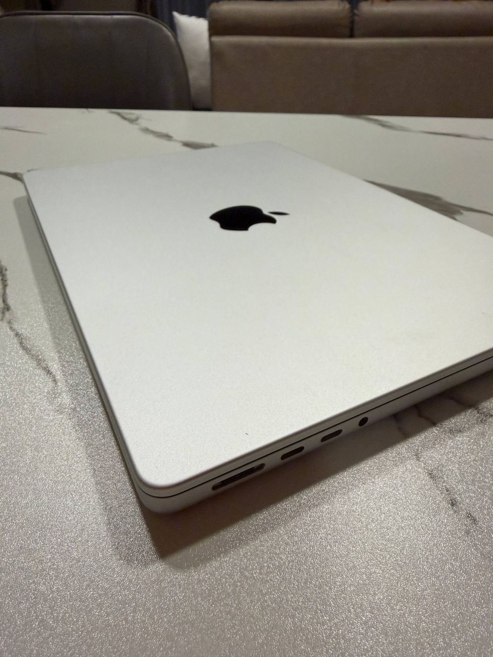 MacBook Pro m3 14 inch — 4