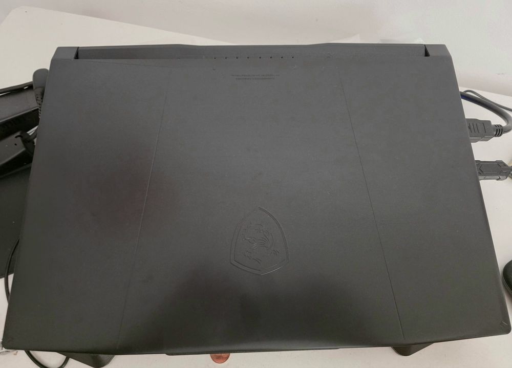 ноутбук MSI Katana 15 B13VGK — 2
