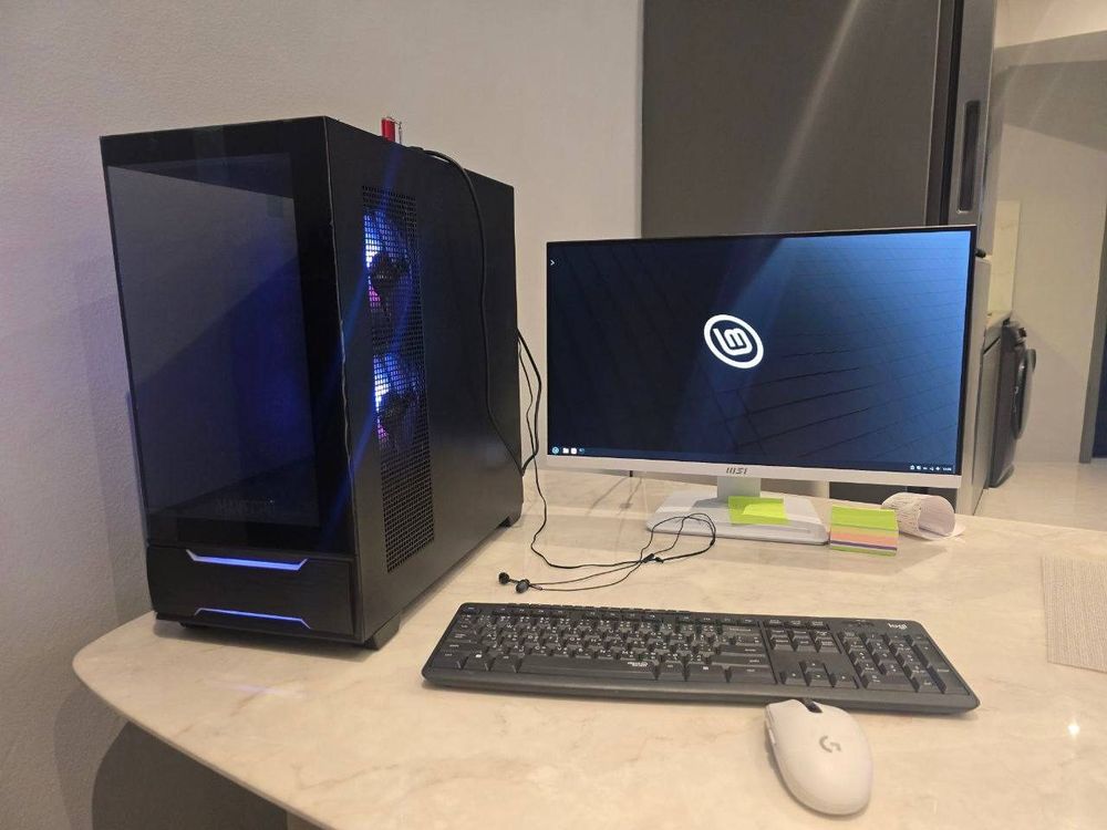 Игровой ПК с монитором MSI — 1