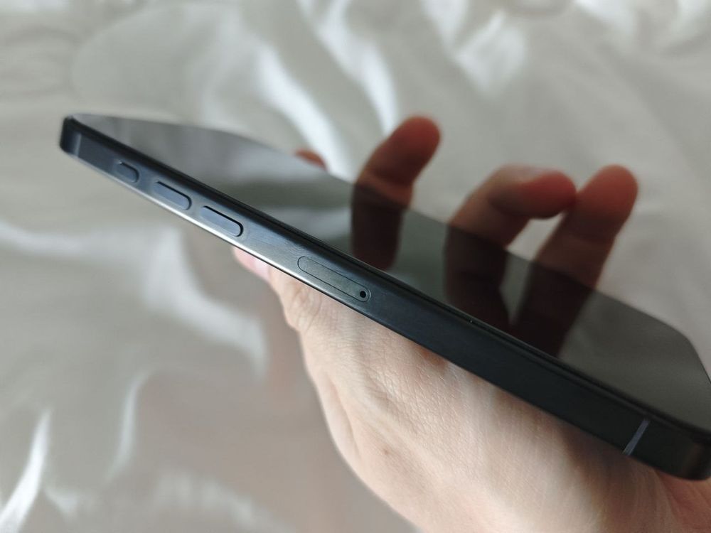 iPhone 16 Pro Max 256GB titanium black — 5