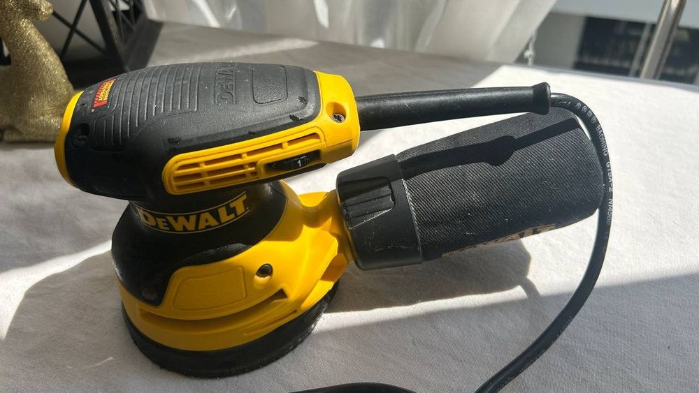 Эксцентриковая шлифовальная машина DeWALT — 2