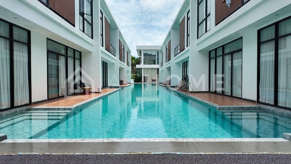 Townhouse Villa La Richie с бассейном — 1