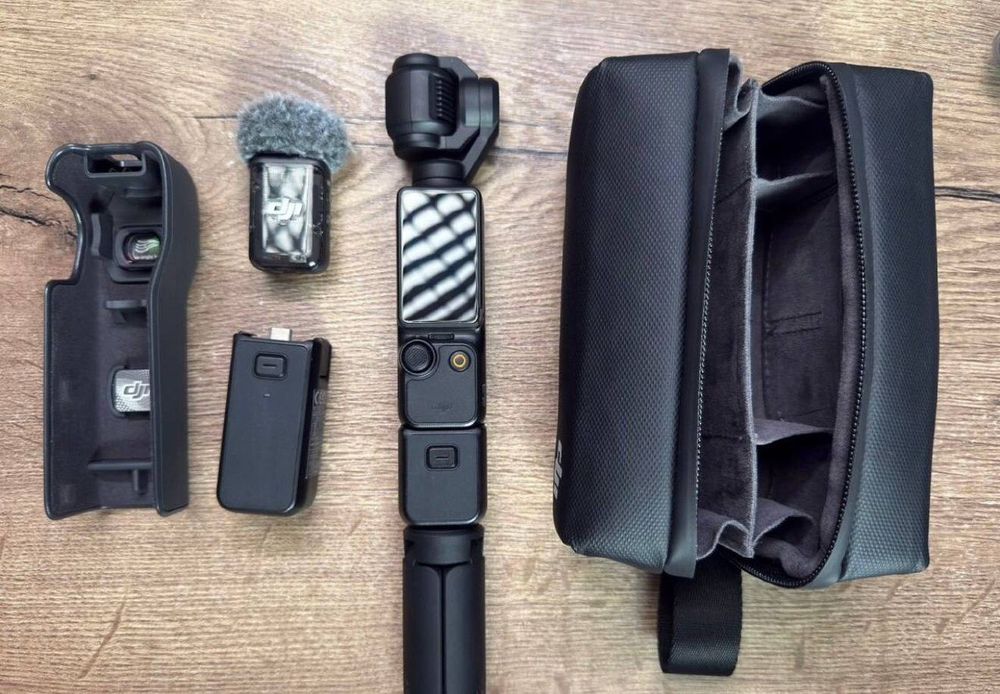 DJI Osmo Pocket 3 creators combo — 1