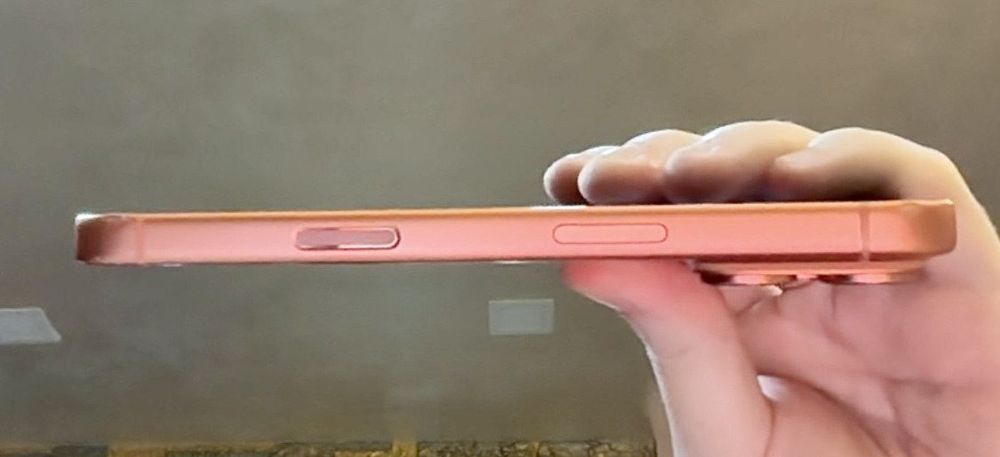 iPhone 17 Pro 256 GB Cosmic Orange — 3