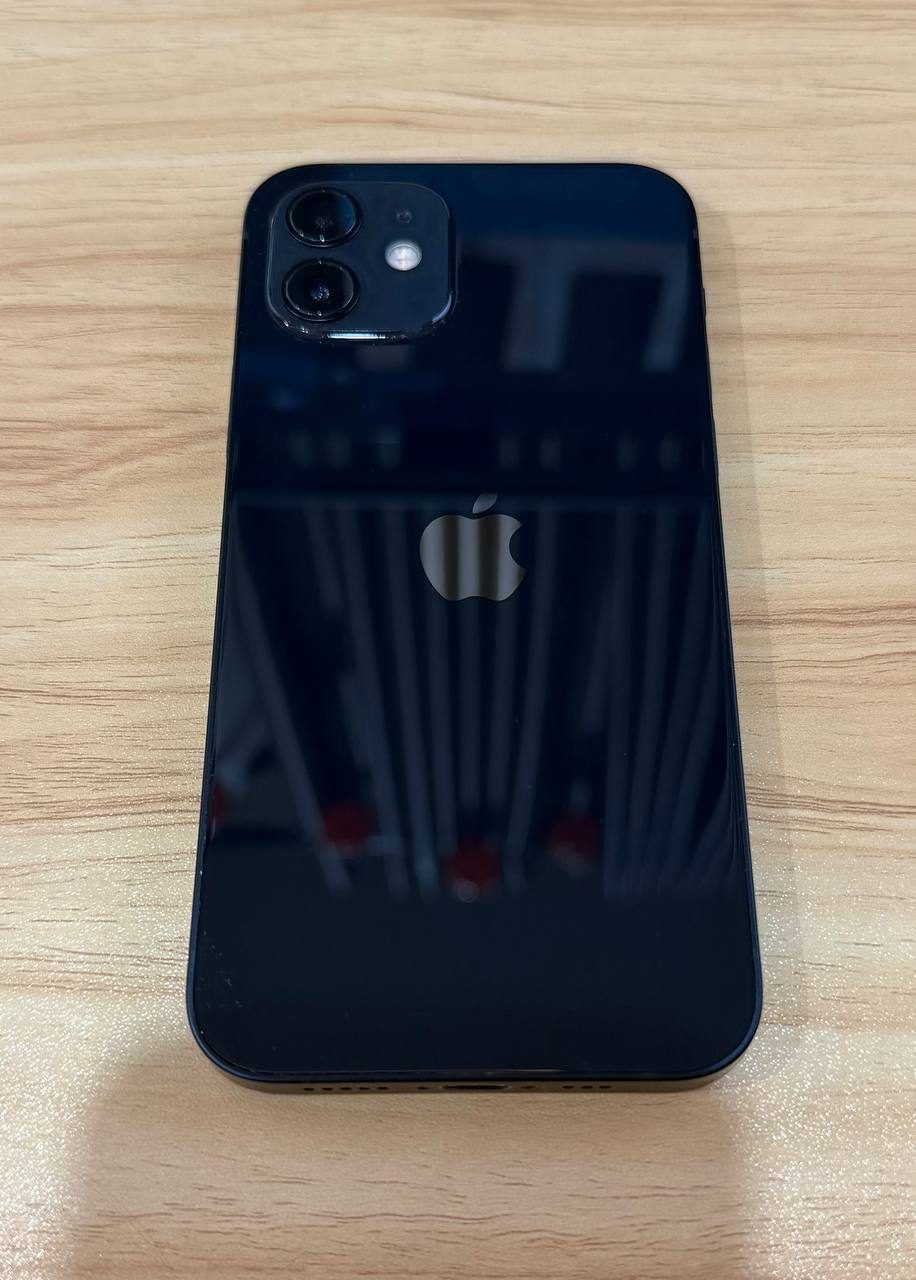 iPhone 12 128GB — 2