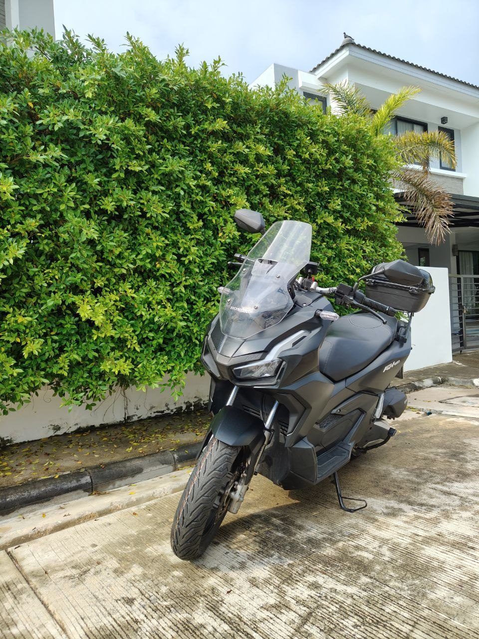 Honda ADV 160 скутер 2023 — 3