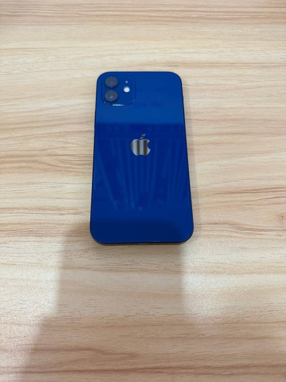 iPhone 12 256GB — 4