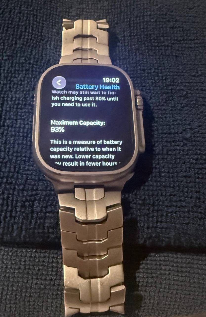 Apple Watch 2 Ultra 49mm Titanium — 2