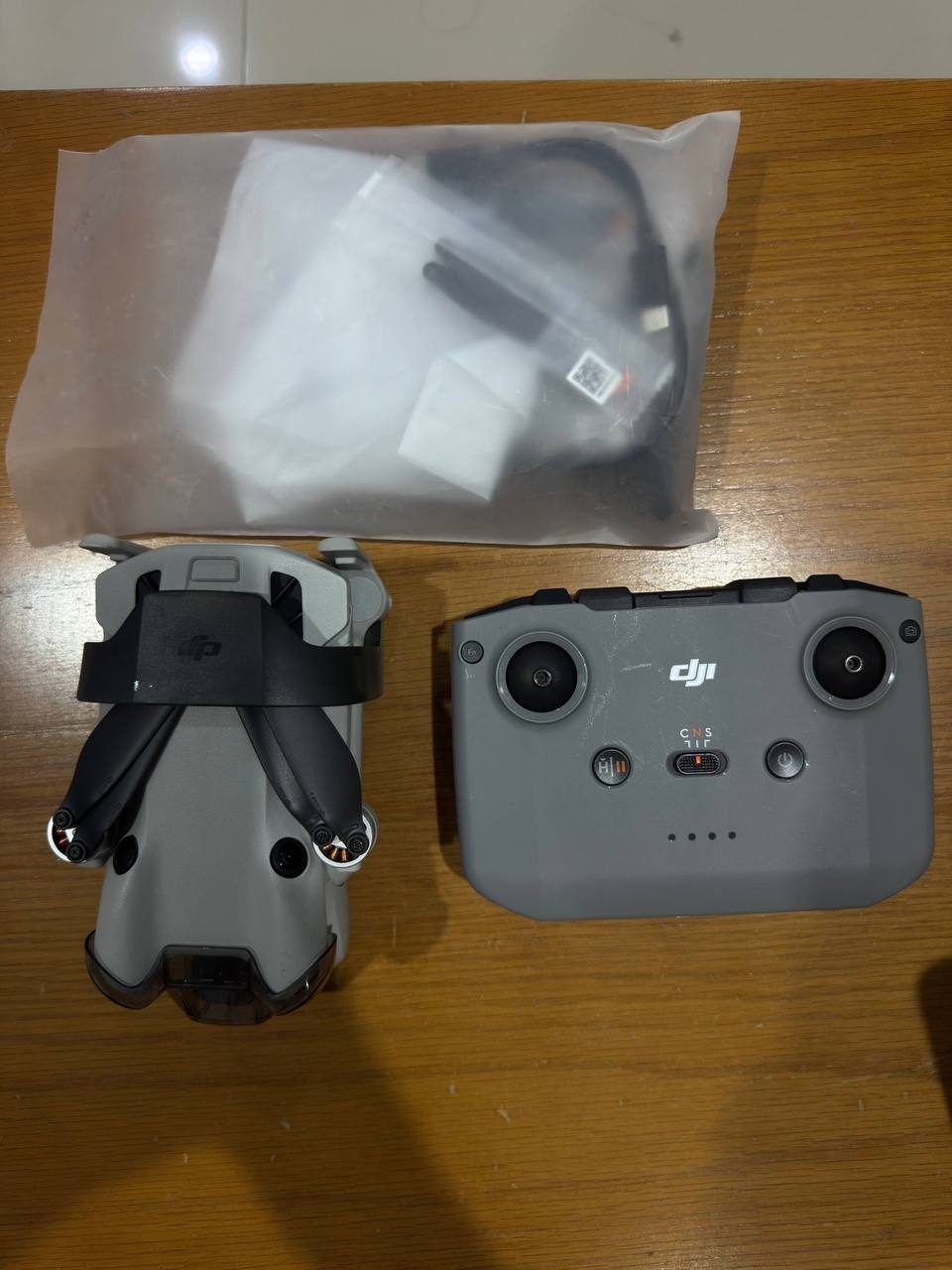 DJI Mini 4 Pro дрон — 1