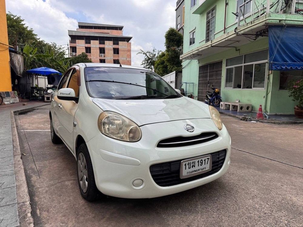 Nissan March 2011 автомат — 1
