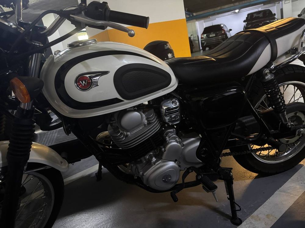 Kawasaki W230 — 1