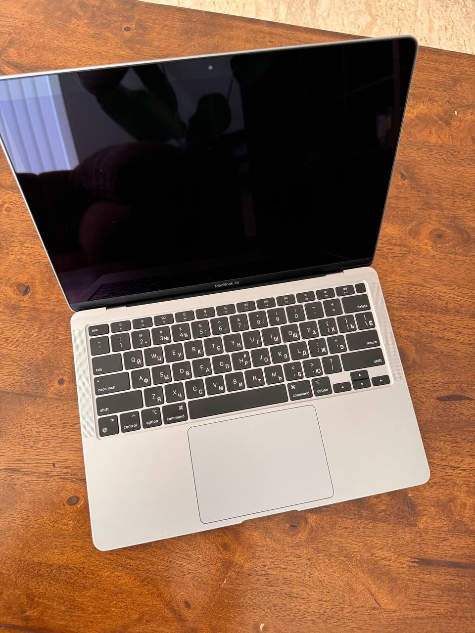 MacBook Air 13 M1 2020 8GB/256GB — 2