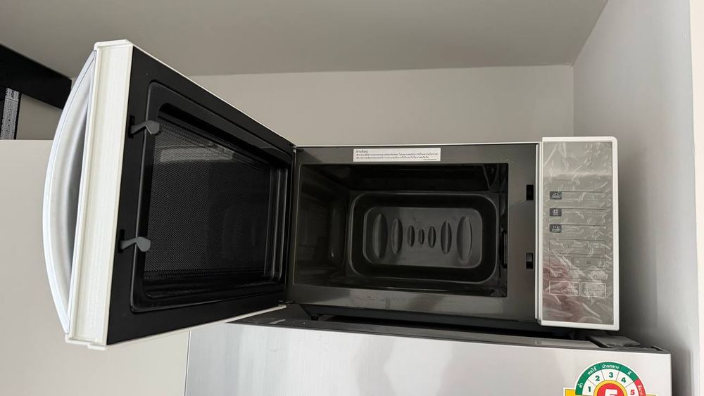 Микроволновая печь LG MS2843BAR 28л — 2