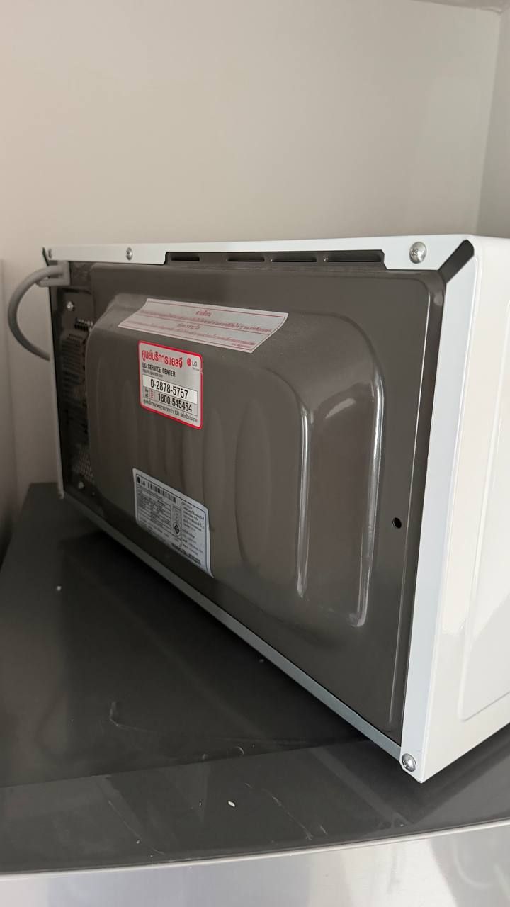 Микроволновая печь LG MS2843BAR 28л — 3