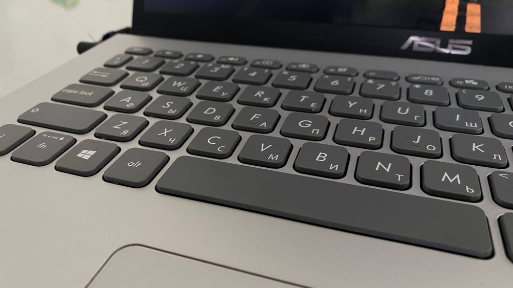 ASUS X509JP-EJ070T ноутбук Intel Core i5, NVIDIA MX330 — 2