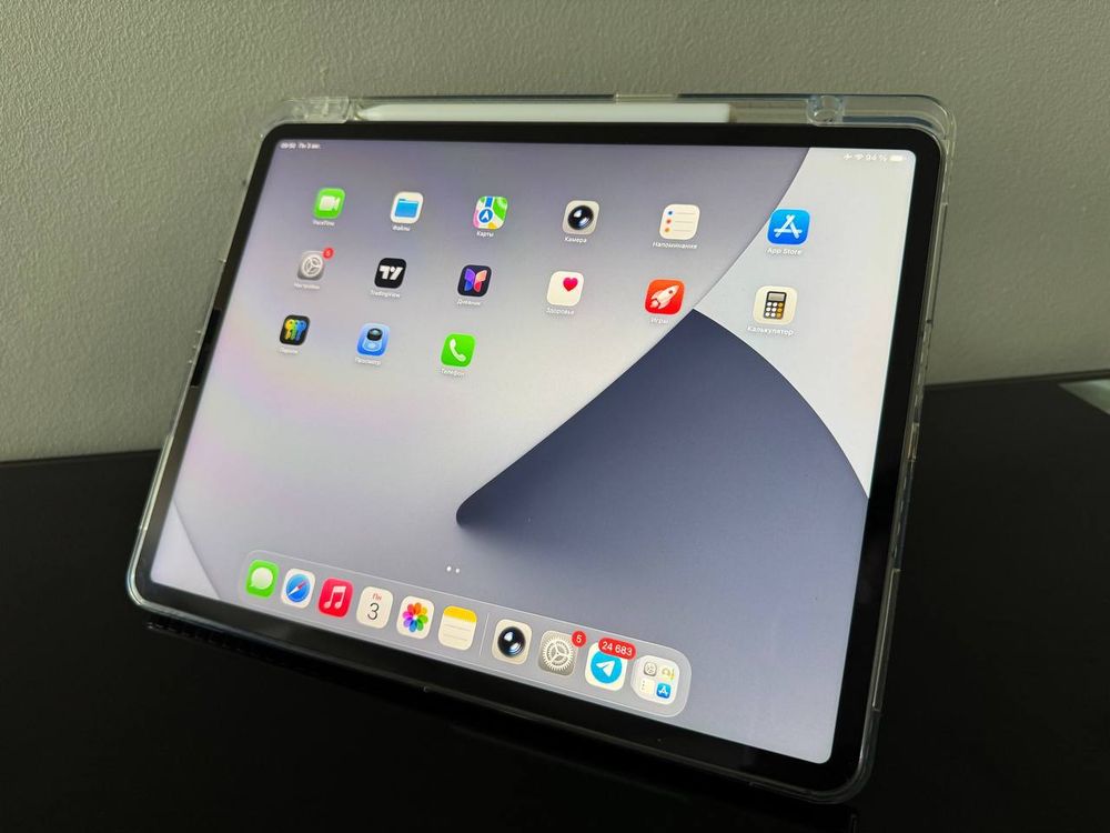 iPad Pro 12.9" (5-е поколение) 256 ГБ Wi-Fi + Cellular — 3