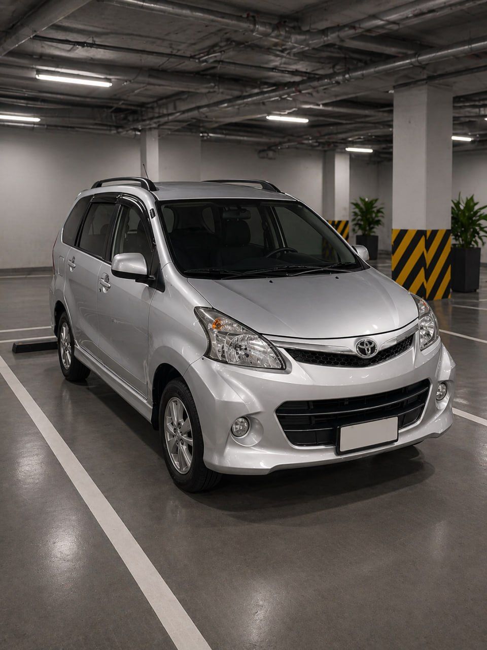 Toyota Avanza (предыдущая модель, 7 мест) - аренда авто — 1