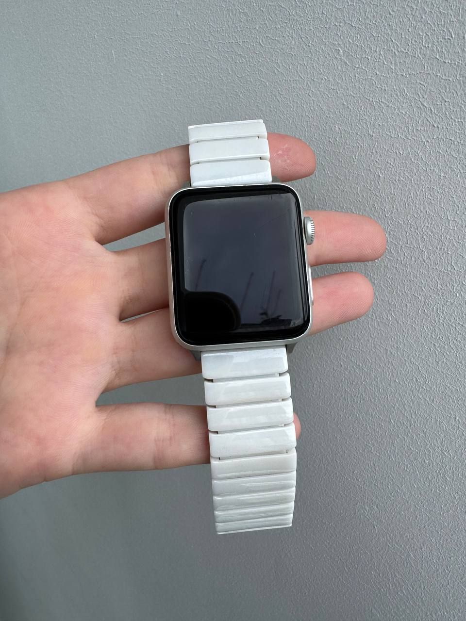 Apple Watch Series 3 42mm — 2