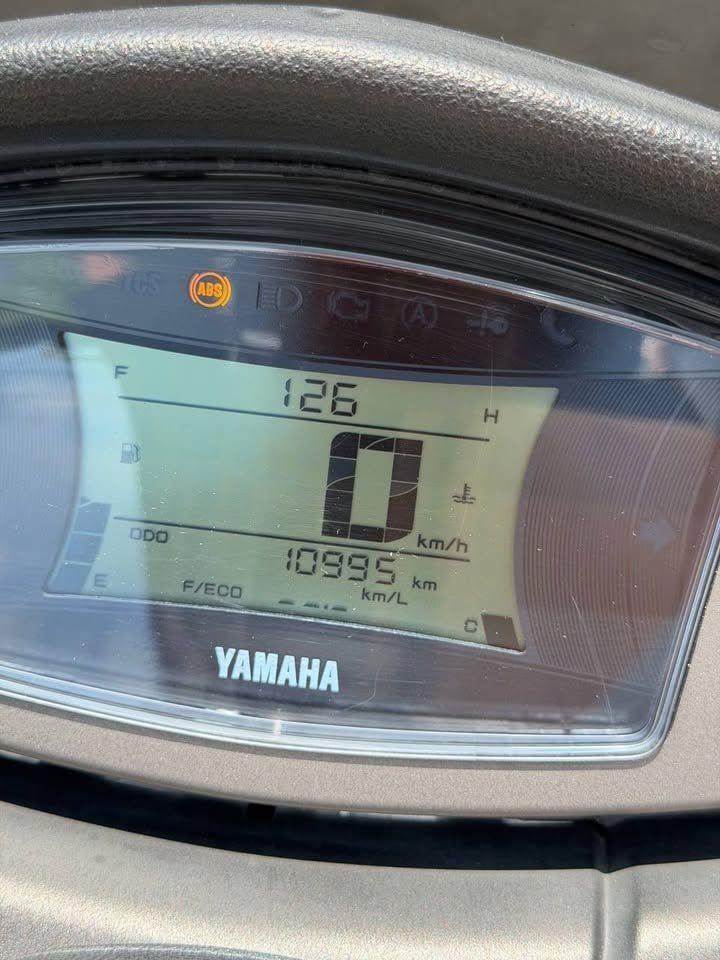 Yamaha NMAX 155 (2022) — 4