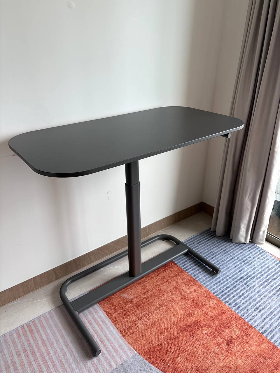 Стол IKEA регулируемый по высоте — 3