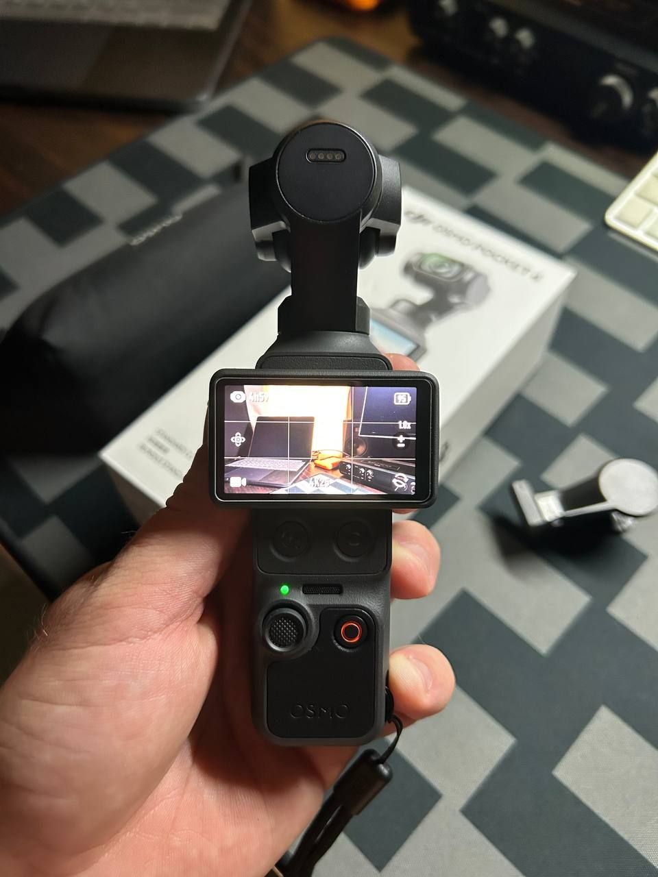 DJI Osmo Pocket 4 — 2