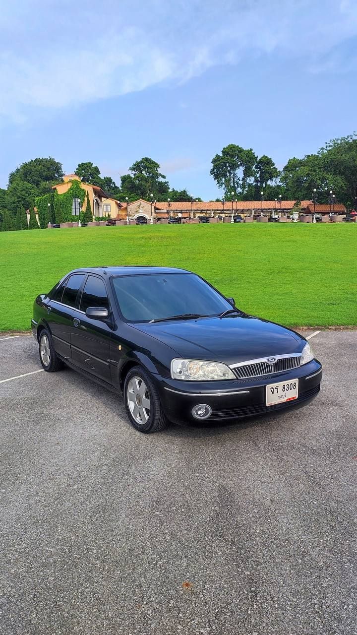 Ford Laser Tierra 2003 — 1