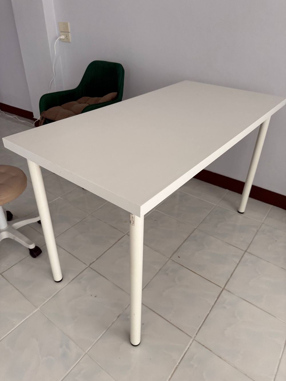 Стол белый 120×60 см — 1