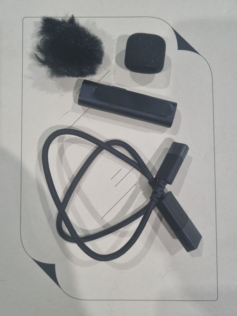 Bluetooth микрофон Razer Seiren BT — 2