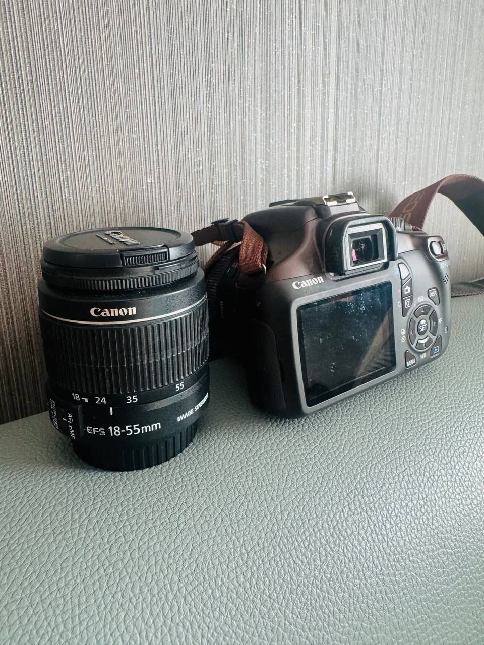 Canon EOS 1100D с объективом EFS 18-55mm — 1