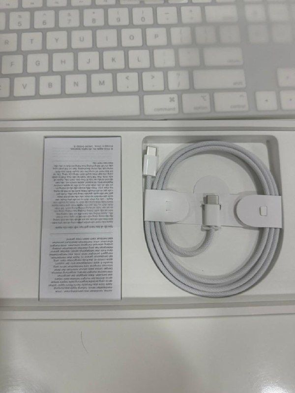 Apple Magic Keyboard with Touch ID USB-C - US English White — 4