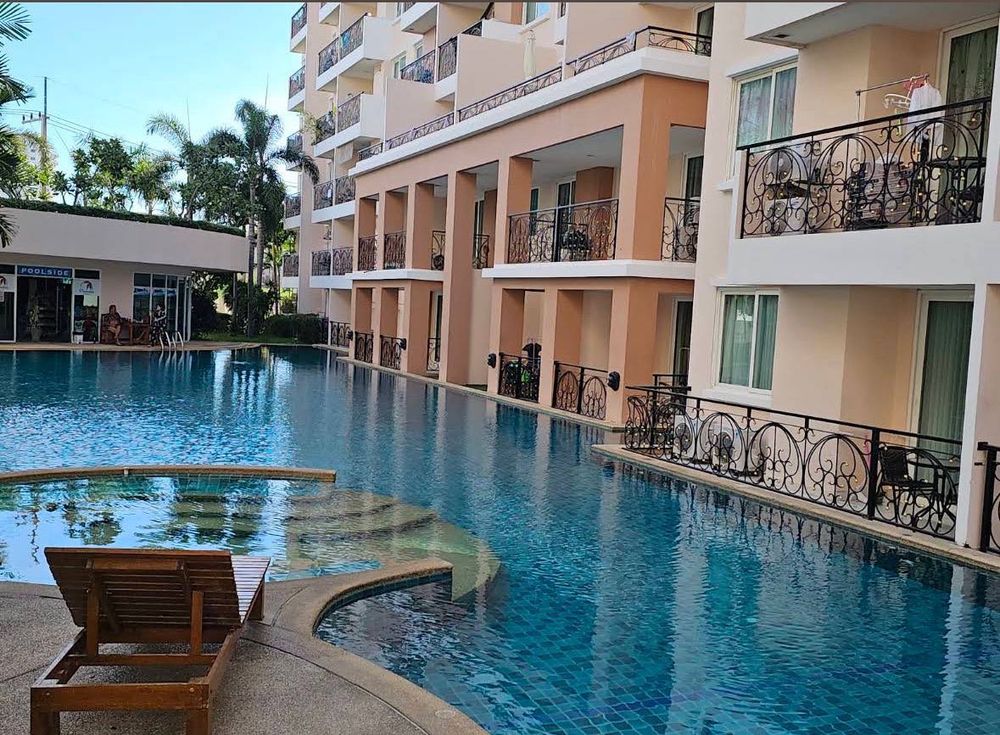 1-bedroom condo Paradise Park, ground floor, direct pool access — 1