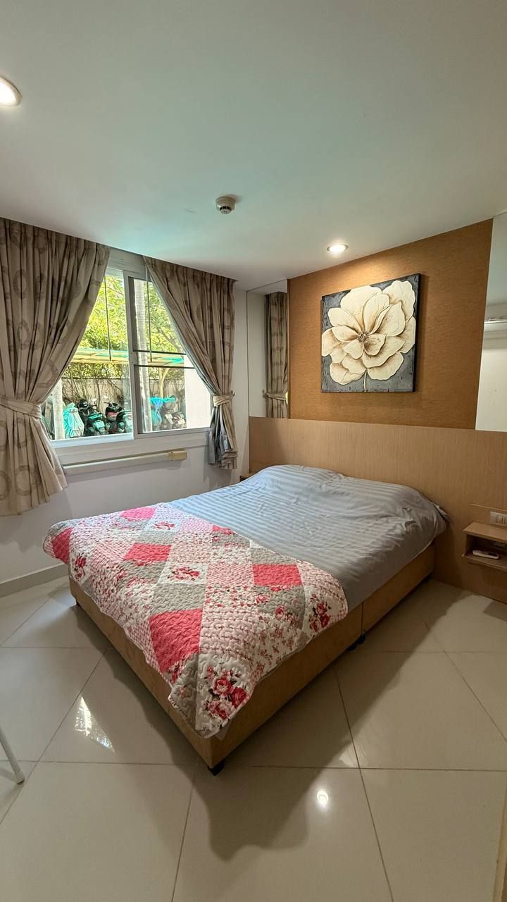 1-bedroom condo Paradise Park, ground floor, direct pool access — 10