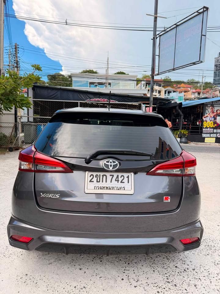 2021 Toyota Yaris — 5