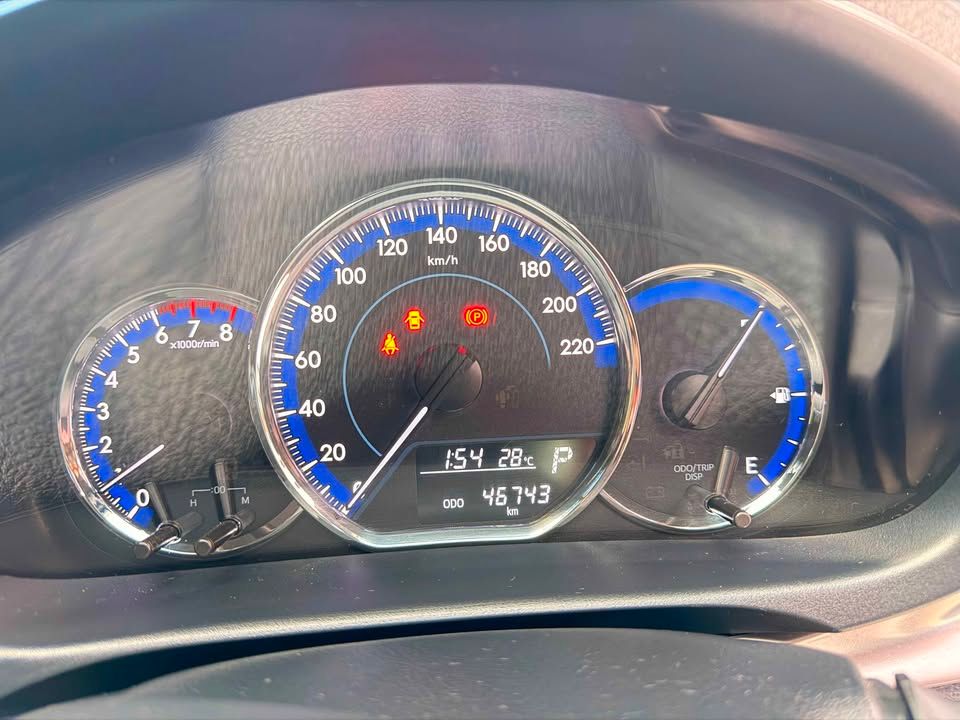 2021 Toyota Yaris — 7