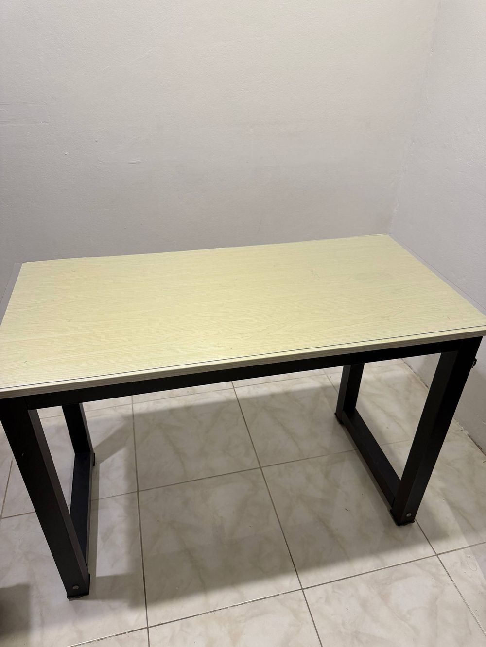 Стол, бежевый, 100×50×74 см — 1